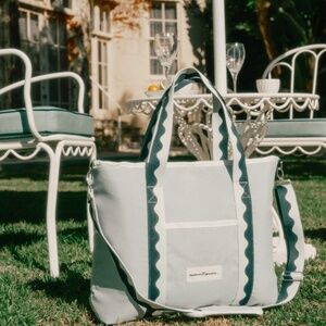 🆕BUSINESS & PLEASURE CO. Cooler Tote Bag in Rivie Green